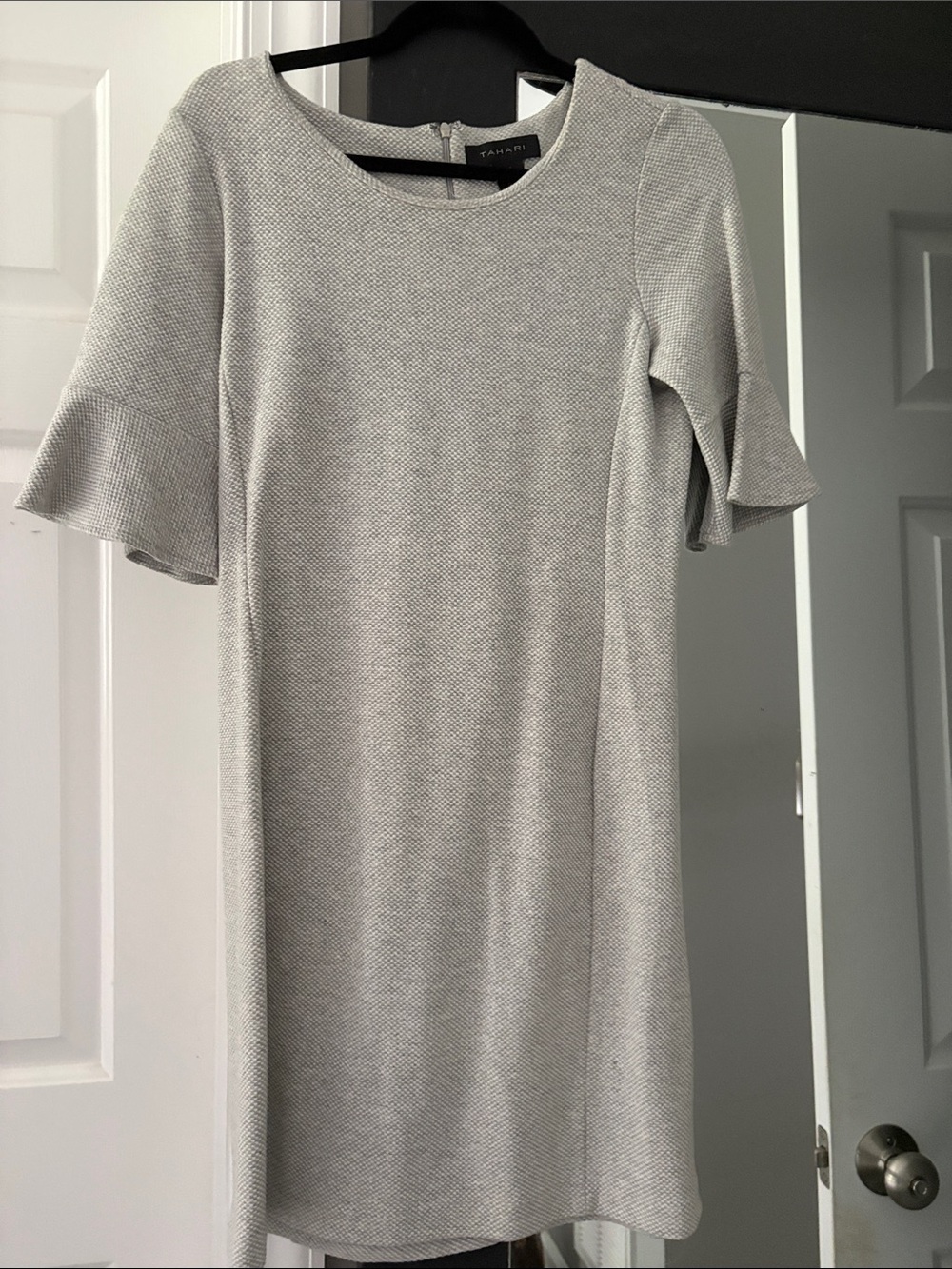 Tahari Gray Textured Shift Dress with Flared Short Sleeves